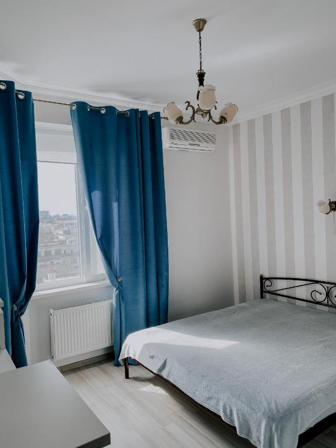 Апартаменты Целиком Odesa Exterior photo